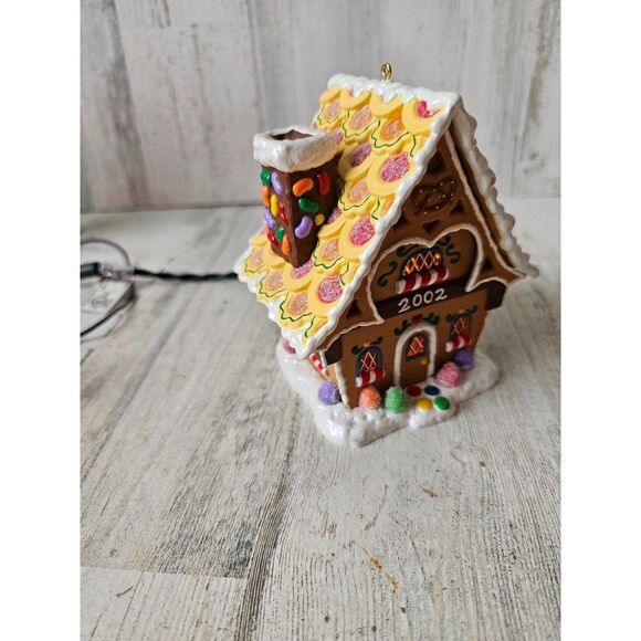 Hallmark gingerbread scented ornament vintage Xmas 2002 tree - Picture 3 of 10